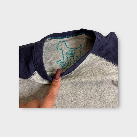 Mini Boden Xenoceratops Dinosaur Graphic Raglan Shirt - Picture 3 of 5